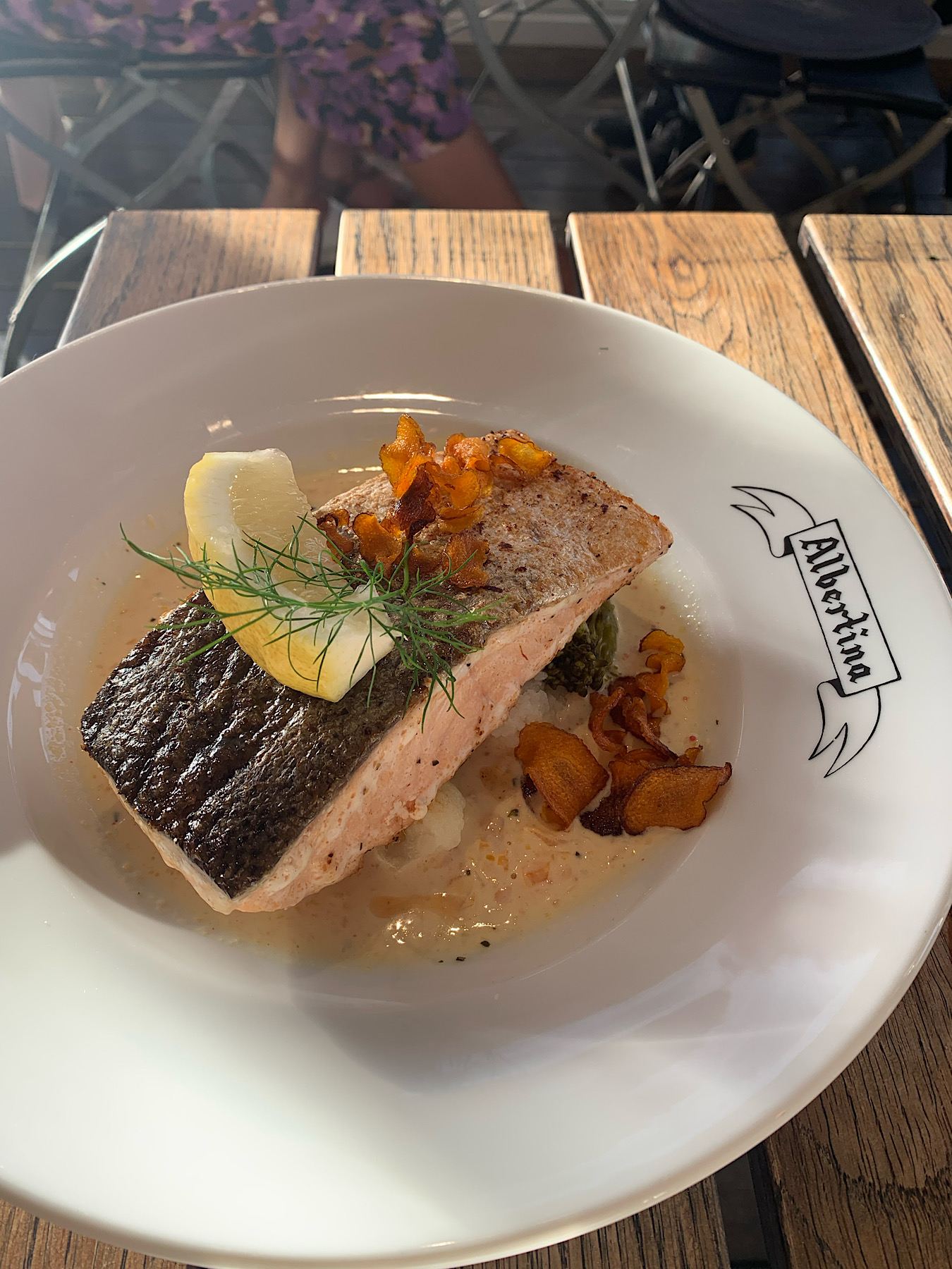 Gegrillter Lachs im Albertino