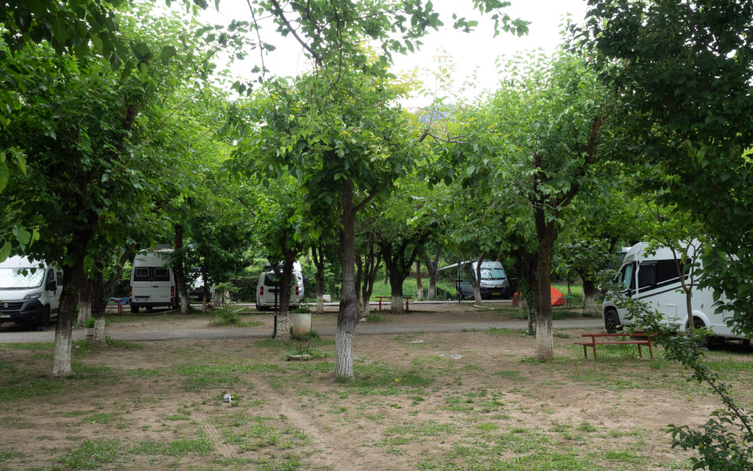 Camping Rooms Meteora Garden