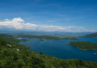 Auch Montenegro wartet mit schöner Landschaft auf