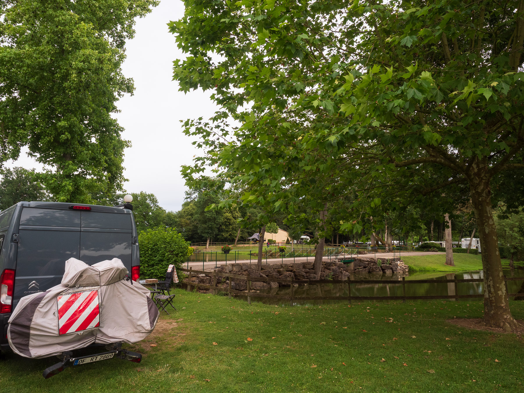 Chalon sur Saone, Castel Camping du Chateau de l’Eperviere